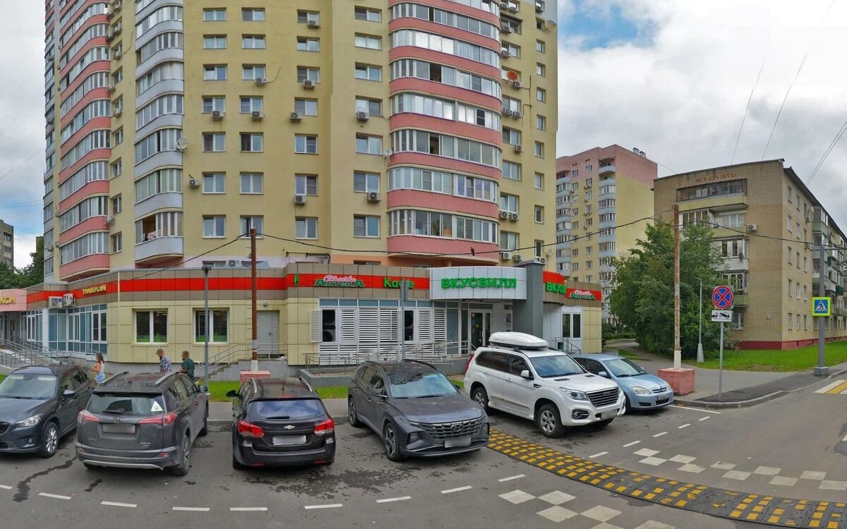 Продажа торгового помещения с арендатором Дикси 