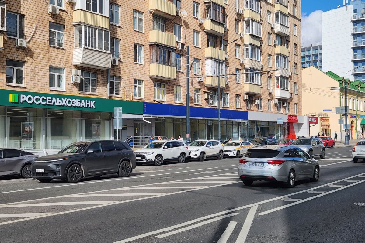 Продажа торгового помещения на Бауманской