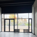 Продажа торгового помещения в административном здании