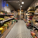 Продажа торгового помещения с супермаркетом Пятерочка