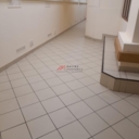 Продажа нежилого помещения с арендаторами