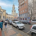 Продажа торгового помещения с арендаторами на Арбатской