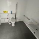 Продажа помещения с арендаторами в новом доме 