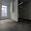 Продажа помещения с арендаторами в новом доме 