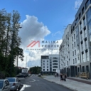 Продажа торгового помещения в жилом комплексе 8 Клёнов