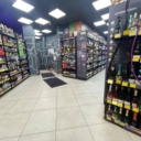 Продажа торгового помещения с арендатором Винлаб 