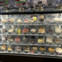 Продажа торгового помещения с арендаторами 