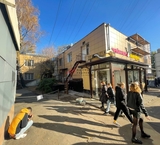 Продажа торгового помещения с арендатором на улице Фридриха Энгельса