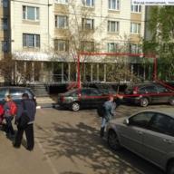 Торговое помещение возле выхода из метро Борисово