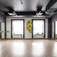 Аренда торгового особняка  в центре