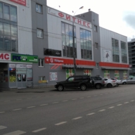 Продажа торгового здания рядом с метро