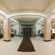 Продажа офисного блока с арендаторами