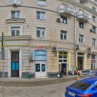 Продажа помещения с арендаторами в Москве