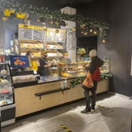 Продажа торгового помещения с арендатором Буханка