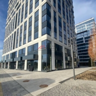 Продажа помещения с арендаторами в ЖК "West Garden" 