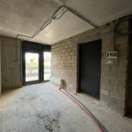 Продажа помещения в центре жилого комплекса