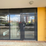 Продажа помещения в центре жилого комплекса