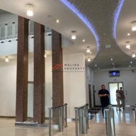 Продажа офиса с арендаторами в БЦ "Ломоносов"