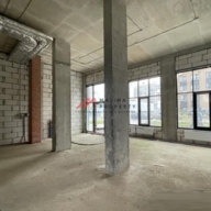 Аренда торгового помещения в новом жолом доме