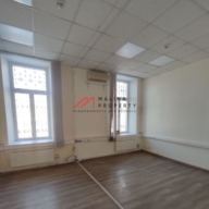 Аренда офиса в административном здании