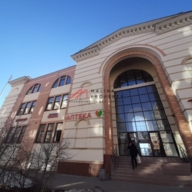 Продажа торгового здания с арендаторами