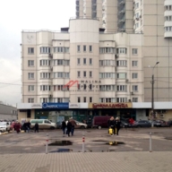 Аренда помещения на выходе из метро Перово