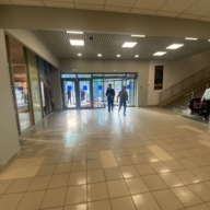 Аренда помещения в торговом центре