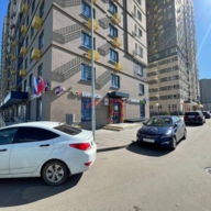 Продажа помещения с арендатором "Винлаб" в новостройке