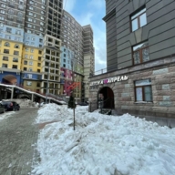 Продажа помещения с аптекой "Апрель" 