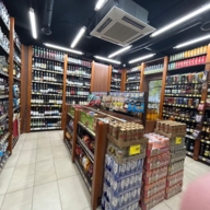 Продажа помещения с арендатором Красное и Белое