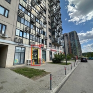 Продажа помещения с арандатором "Градусы" на Муравской 