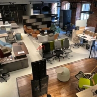 Продажа помещения с арендатором "шоу-рум Мебели"  