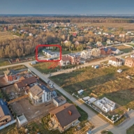 Продажа торгового здания на въезде в жилой комплекс 