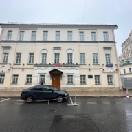 Аренда помещения у метро Охотный ряд 