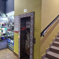 Продажа торгового центра рядом с метро