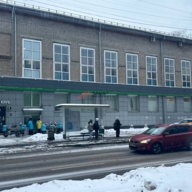 Продажа помещения с арендаторами на Волжском бульваре