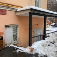 Продажа коммерческого помещения с арендатором Яндекс Лавка 