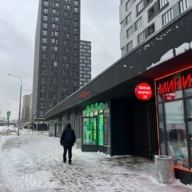 Продажа торгового помещения с аптекой Ригла у метро