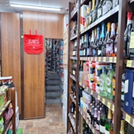 Продажа помещения с арендатором Красное и Белое