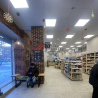 Продажа помещения с сетевыми арендаторами 