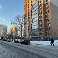 Продажа торгового помещения с аптекой Апрель