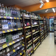 Продажа помещения с супермаркетом Дикси