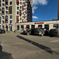 Аренда помещения на 1-й линии рядом с супермаркетом