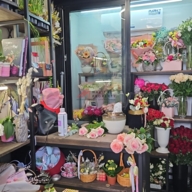 Продажа торгового здания с арендаторами в Подмосковье