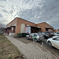 Продажа торгового здания с арендаторами