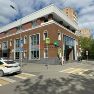 Продажа торгового здания с арендаторами у метро Бауманская