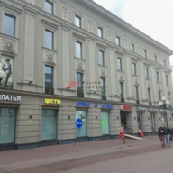 Продажа помещения в торговом комплексе на Старом Арбате