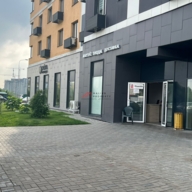Продажа торгового помещения в жилом комплексе Лучи