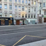 Продажа коммерческого помещения в центре Москвы