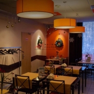 Аренда торгового помещения в деловом центре «Amber Plaza»